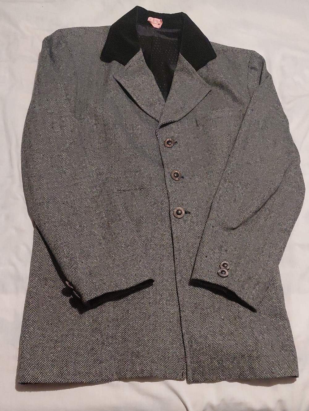 Wah Maker Men's Herringbone Frock Coat with Black Velvet Collar Western Size 42R